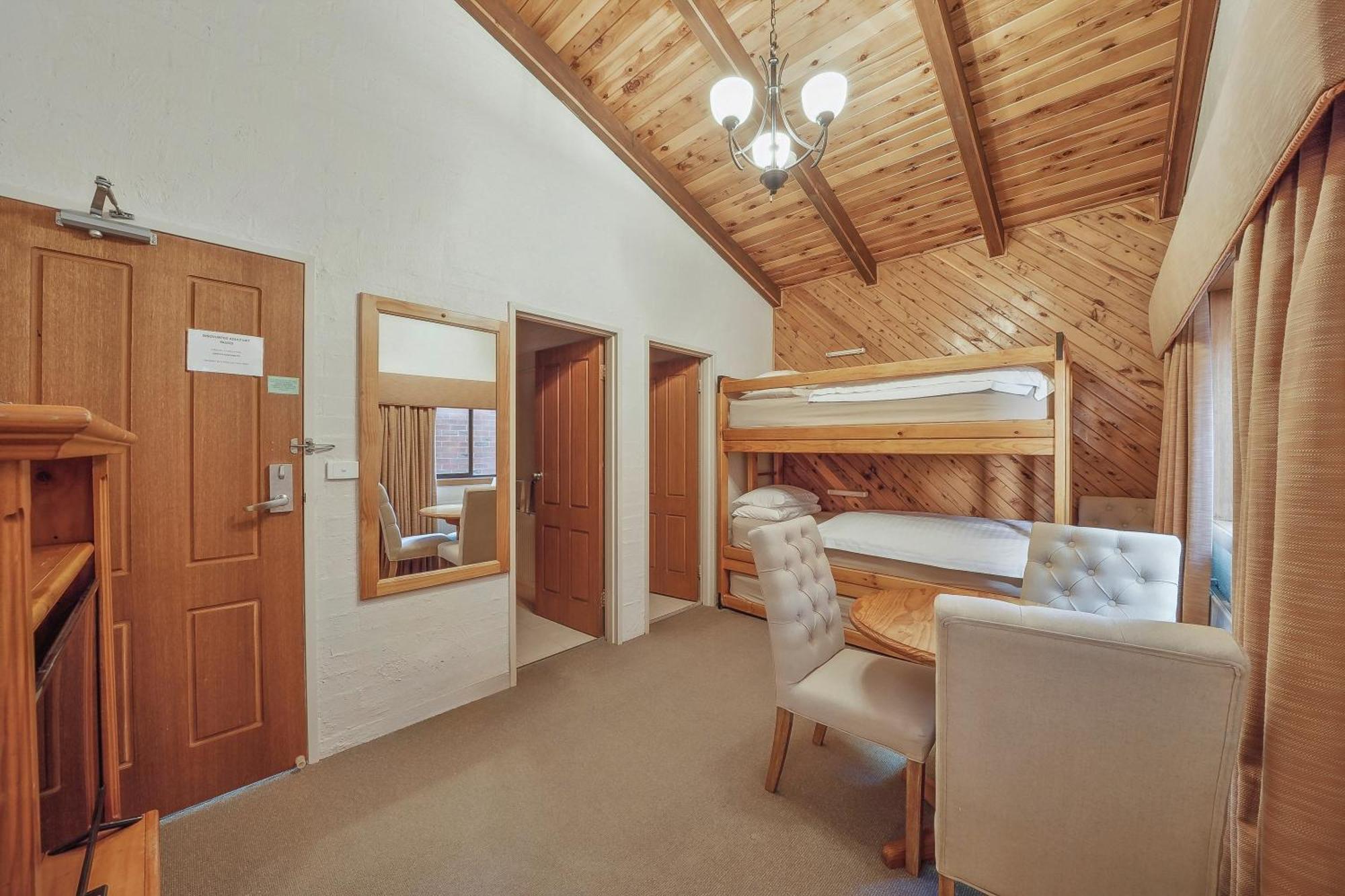 Hotel Pension Grimus Mount Buller Dış mekan fotoğraf