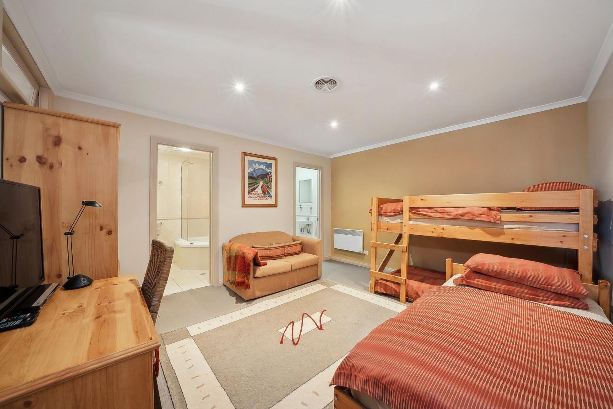 Hotel Pension Grimus Mount Buller Dış mekan fotoğraf